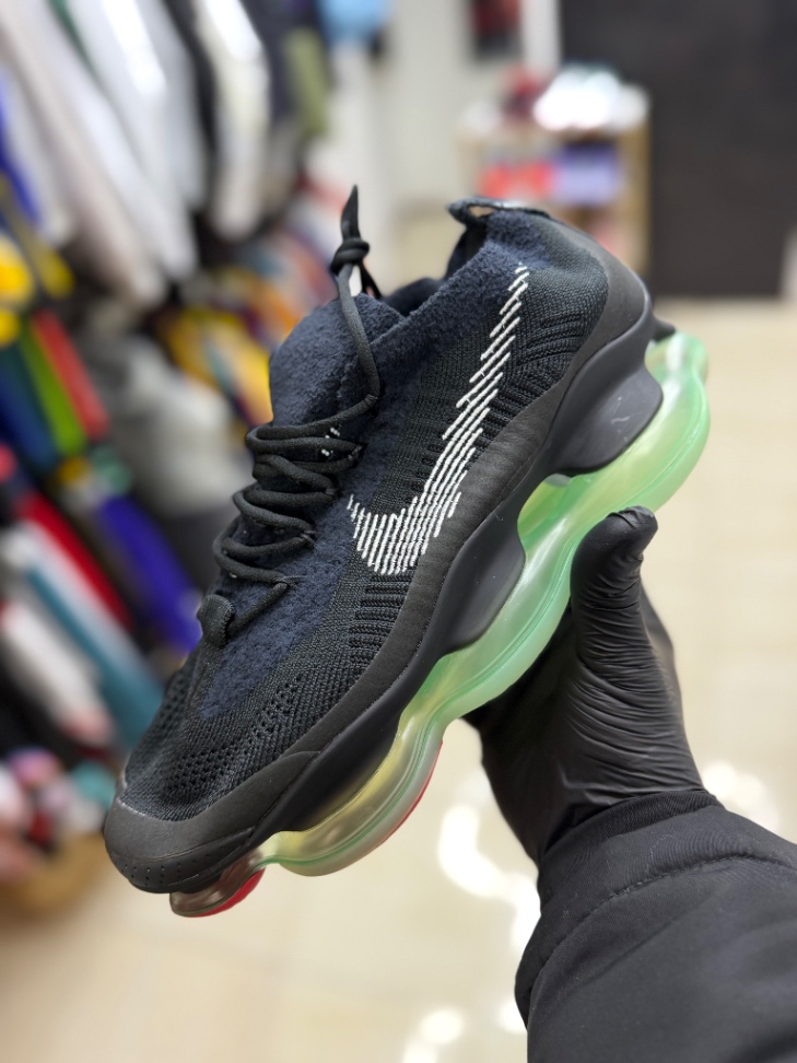 Nike Scorpion 