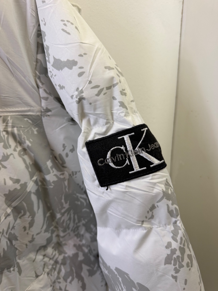 Camperas puffer Calvin klein  - foto 3