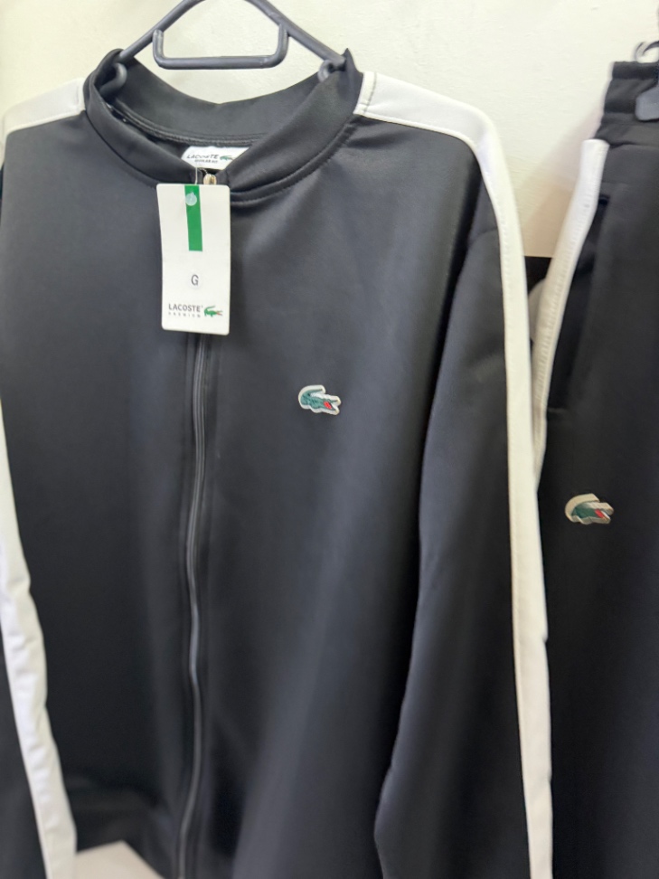 Conjunto deportivo lacoste  - foto 3