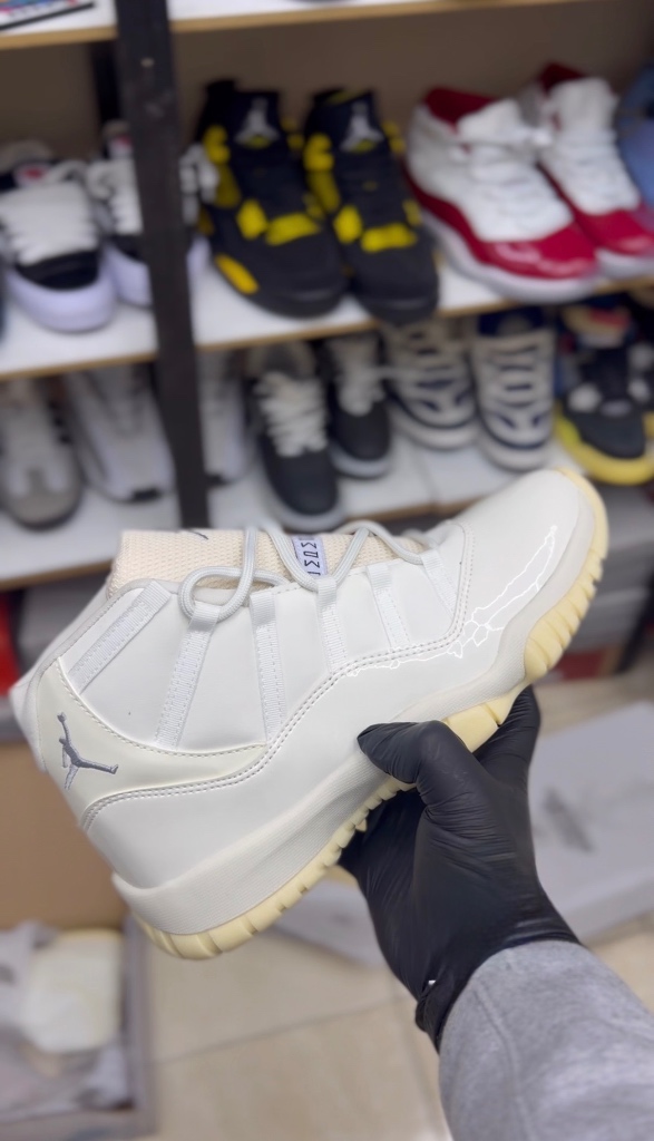 Jordan 11  - foto 5