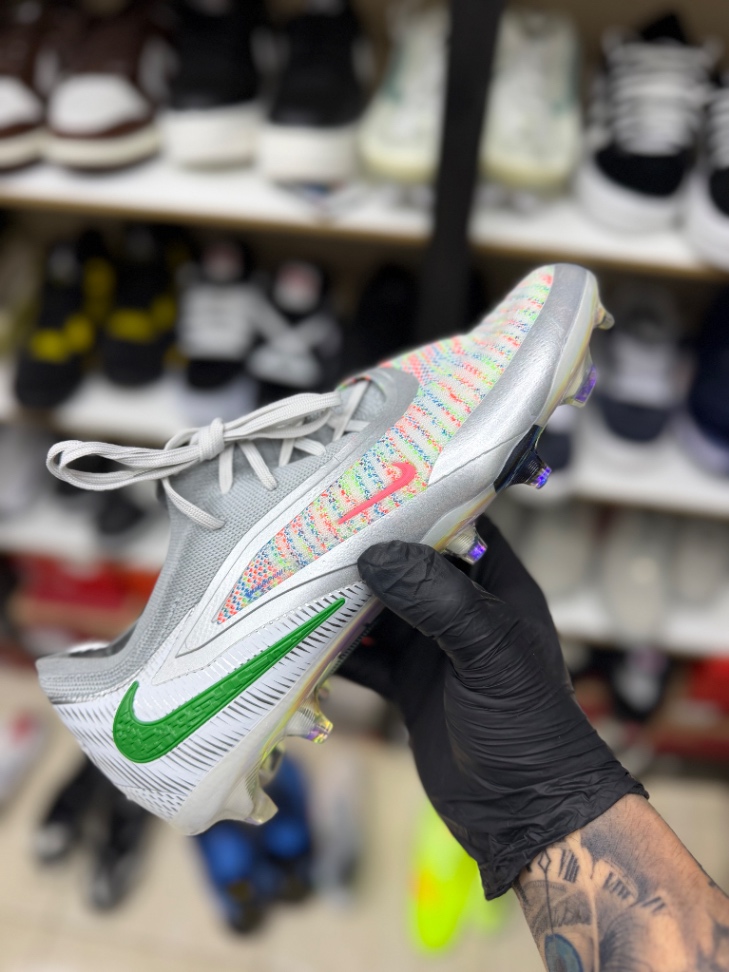 Nike phantom 
