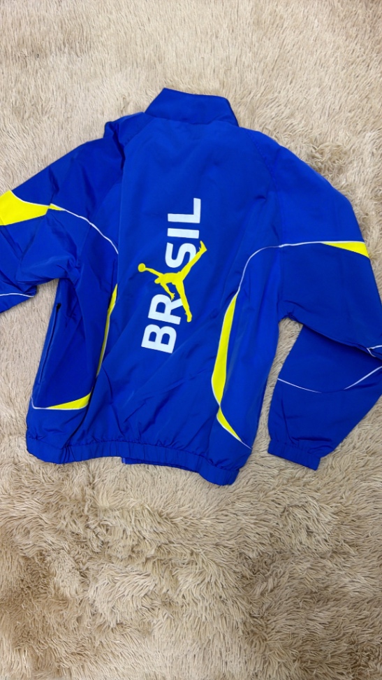 Campera Brasil 🇧🇷 original  - foto 2