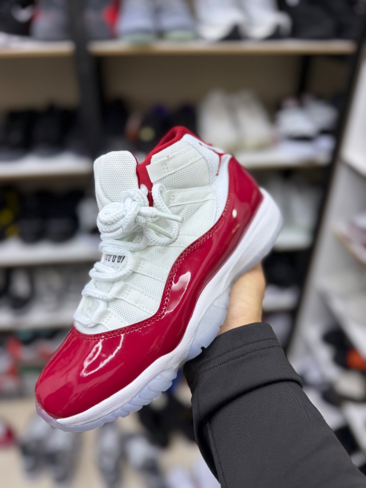 Jordan 11  - foto 3