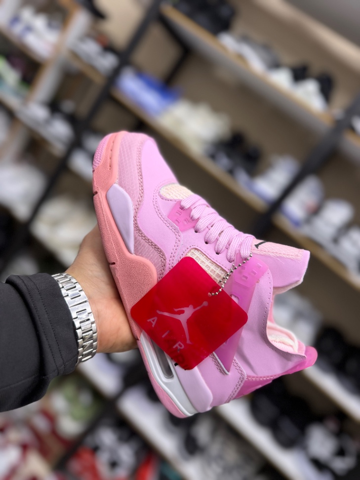 Jordan 4 retro 