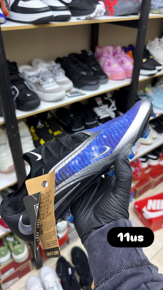 Nike phantom 