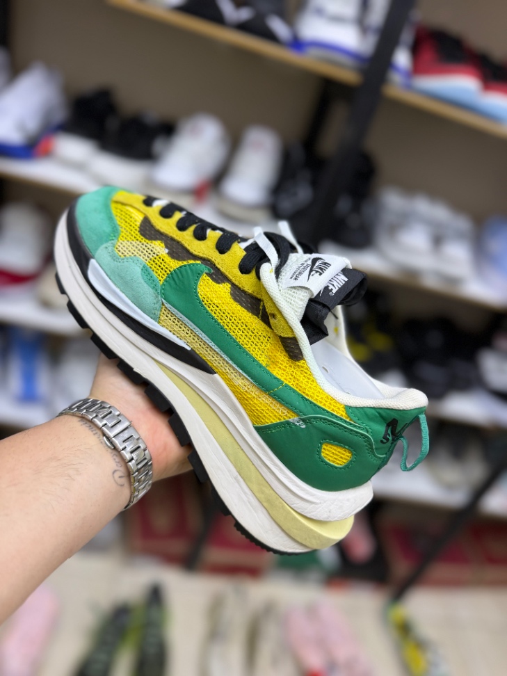 Nike sakai